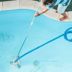ZOLGINAH Nettoyeur De Piscine Rotatif Manuel Triangulaire, Piscine Tête De Brosse Pour Nettoyer Les Murs, Carrelage Et Sols Sans Effort 10 ZOLGINAH Nettoyeur De Piscine Rotatif Manuel Triangulaire, Piscine Tête De Brosse Pour Nettoyer Les Murs, Carrelage Et Sols Sans Effort -Hayward Aquaspa Boutique 65391873 4